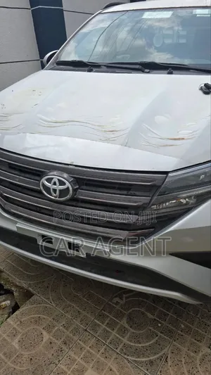 Photo - New Toyota Rush 2023 Silver