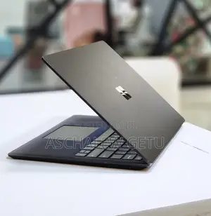 New Laptop Microsoft Surface 16GB Intel Core I7 SSD 512GB