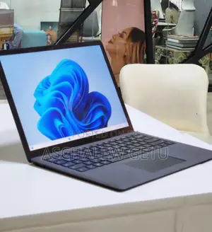 New Laptop Microsoft Surface 16GB Intel Core I7 SSD 512GB