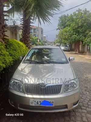 Photo - Toyota Corolla 2004 Silver