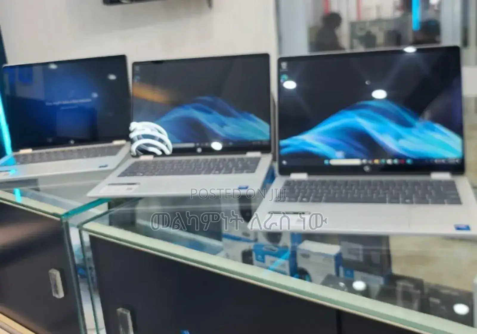 New Laptop HP OmniBook 5 14" 8GB SSD 512GB