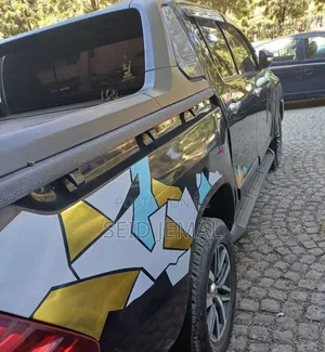 Toyota Hilux 2017 Matt Black