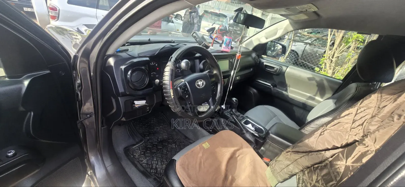 Toyota Tacoma 2017 Black