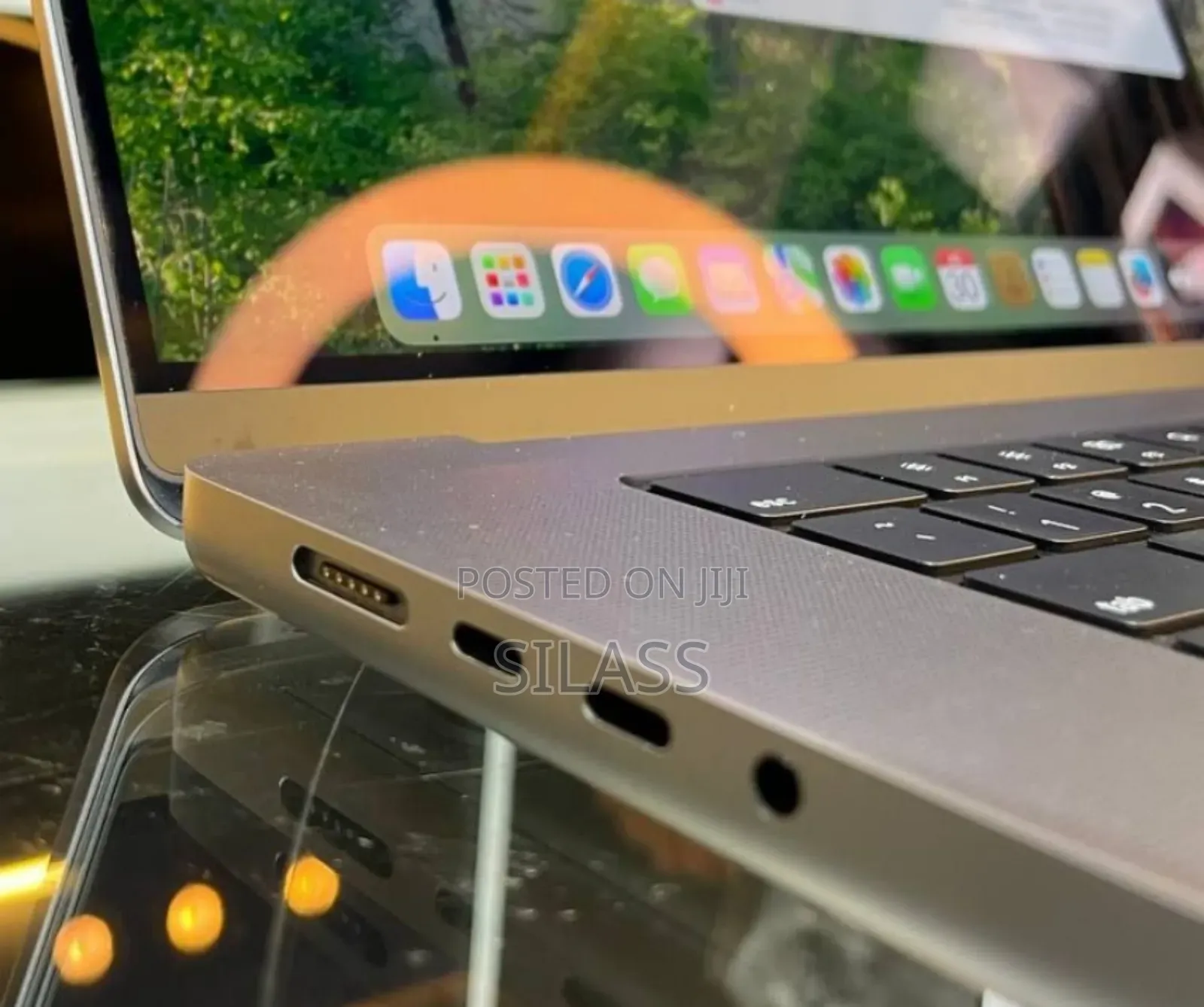 New Laptop Apple MacBook Pro M1 32GB Apple M1 Pro SSD 1T