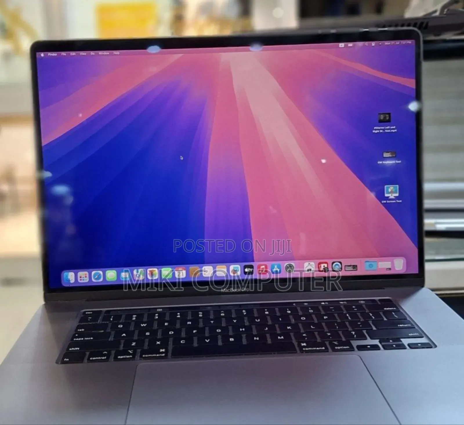 New Laptop Apple MacBook Pro 2019 32GB Intel Core I9 SSD 512GB