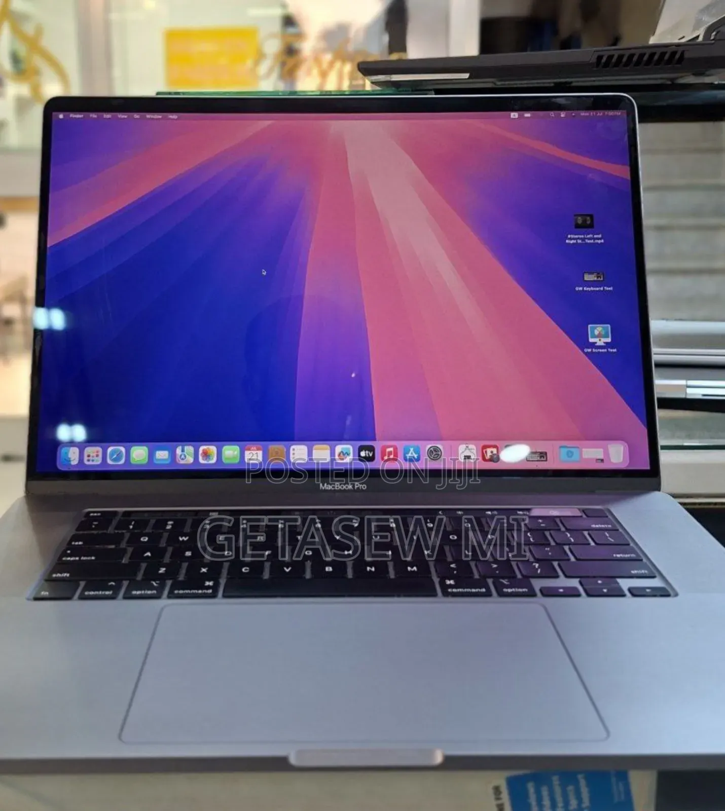 New Laptop Apple MacBook Pro 2019 32GB Intel Core I9 SSD 1T