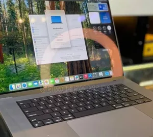 New Laptop Apple MacBook Pro M1 32GB Intel Core I5 SSD 1T