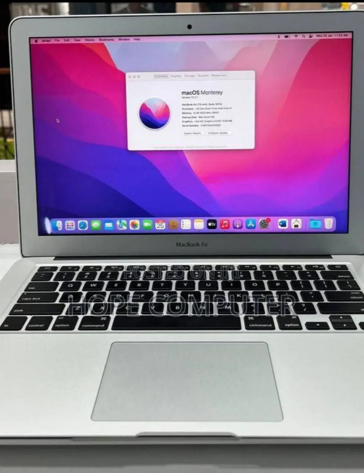 New Laptop Apple MacBook Pro 2017 8GB Intel Core I5 SSD 256GB