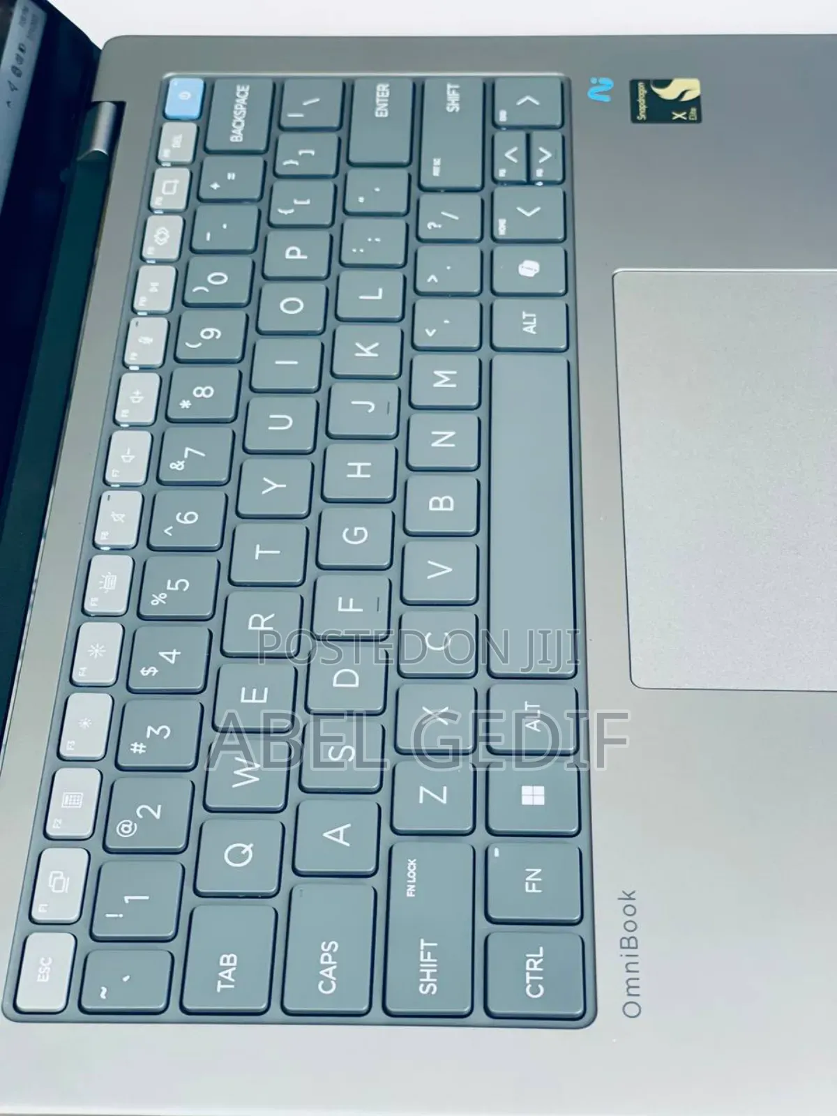 New Laptop HP OmniBook 5 14" 16GB Qualcomm Snapdragon X Elite SSD 1T