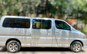 Toyota HiAce 2007 Grey