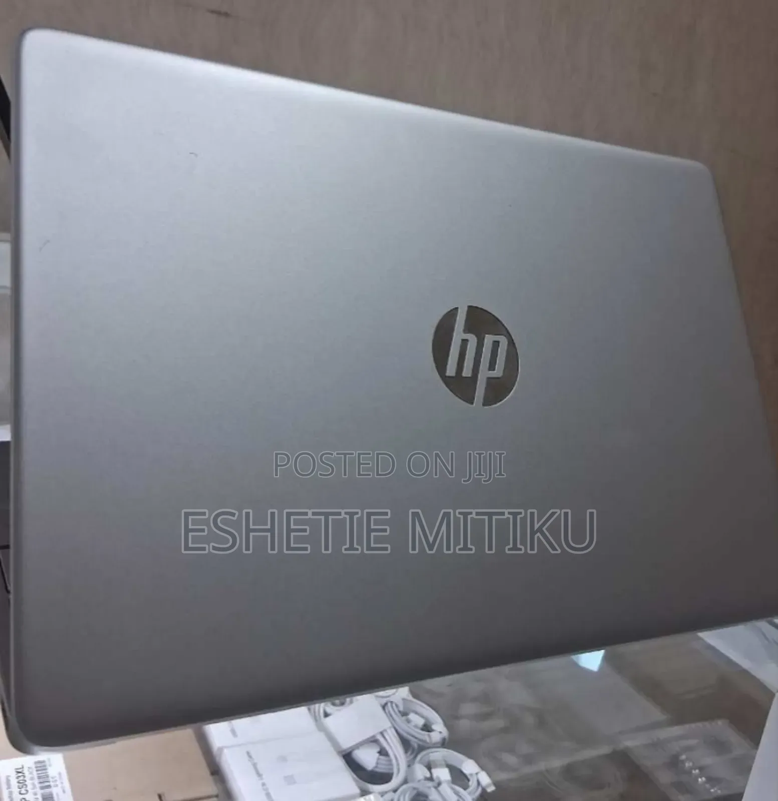 New Laptop HP 8GB AMD Ryzen 5 SSD 256GB