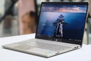 New Laptop HP Pavilion 15 8GB Intel Core I7 SSD 512GB