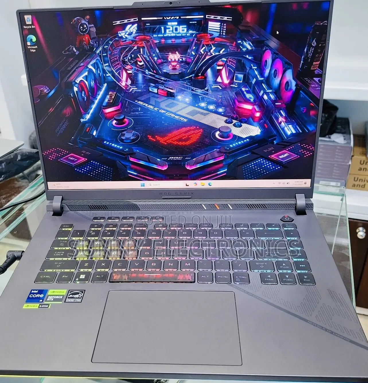 New Laptop Asus ROG Strix G16 G614 32GB Intel Core I9 SSD 1T