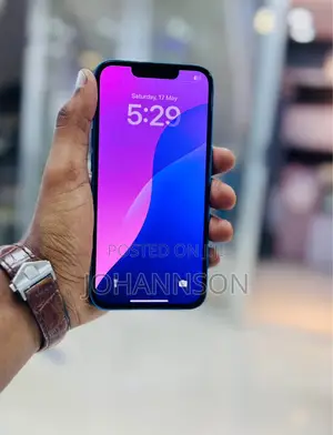 Photo - Apple iPhone 13 128 GB Blue