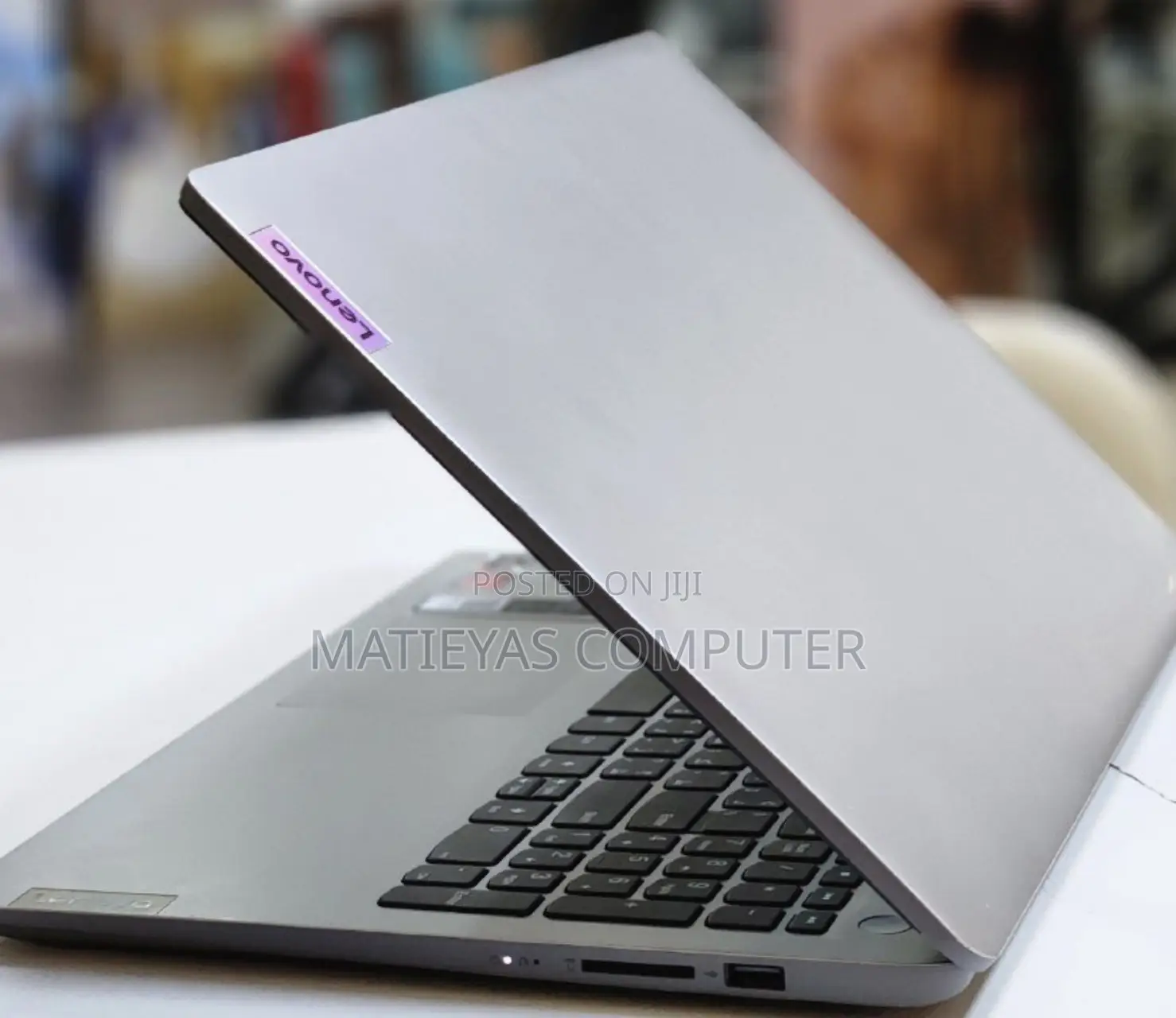 New Laptop Lenovo Ideapad 3 8GB AMD Ryzen 5 SSD 512GB