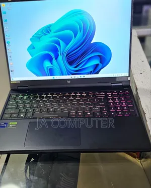 New Laptop Acer Predator Helios Neo 16 16GB Intel Core I9 SSD 1T