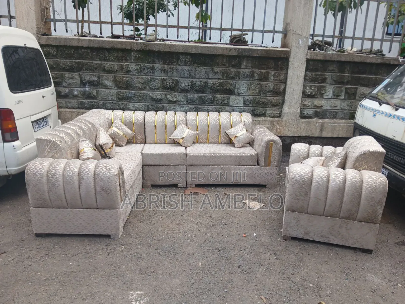 New High Quality Sofa