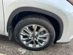 Toyota Highlander Hybrid 2024 Ivory