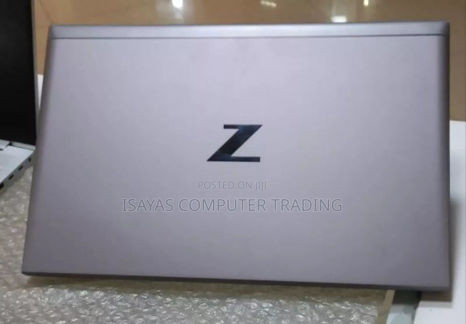 New Laptop HP ZBook Firefly G8 16GB Intel Core I7 SSD 512GB