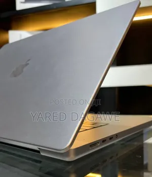 New Laptop Apple MacBook Pro M1 32GB Apple M1 Pro SSD 1T