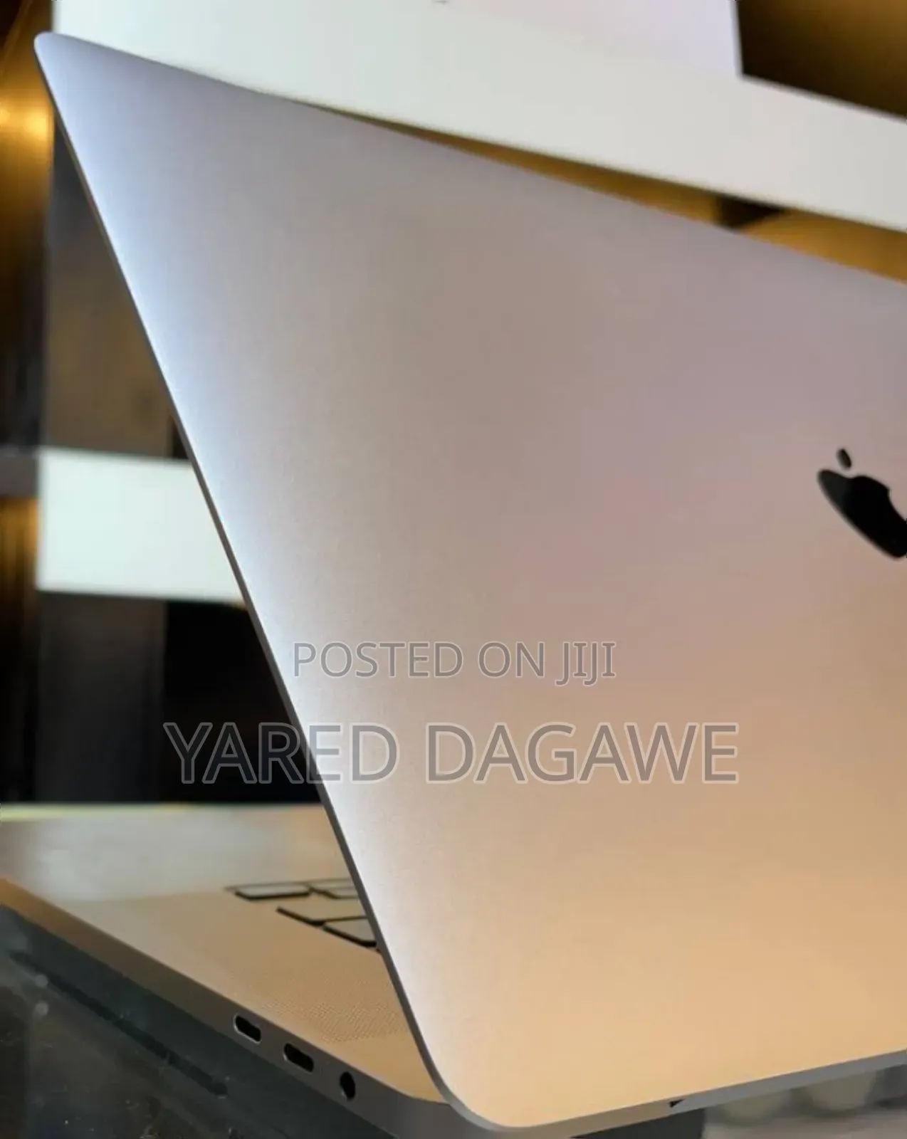 New Laptop Apple MacBook Pro 2019 32GB Intel Core I9 SSD 512GB