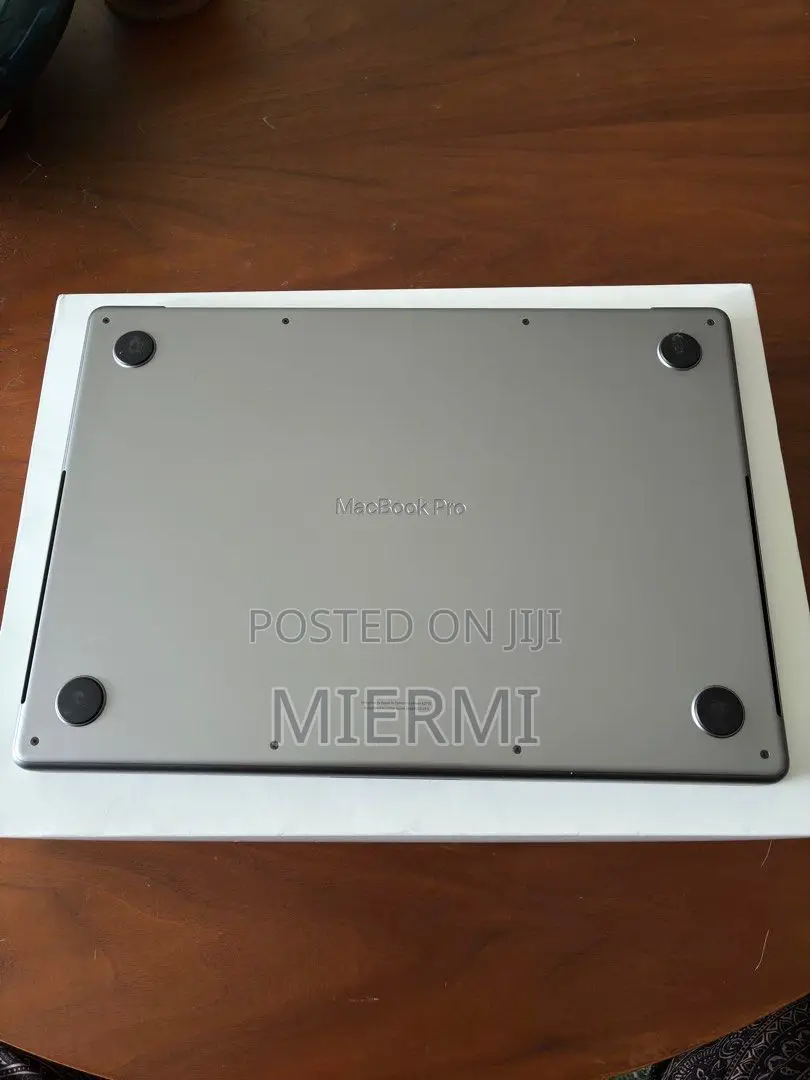 New Apple MacBook Pro 2023 M2 Pro 14-Inch 16GB Apple M2 Ultra 512GB