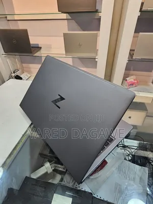 New Laptop HP 32GB Intel Core I7 SSD 1T