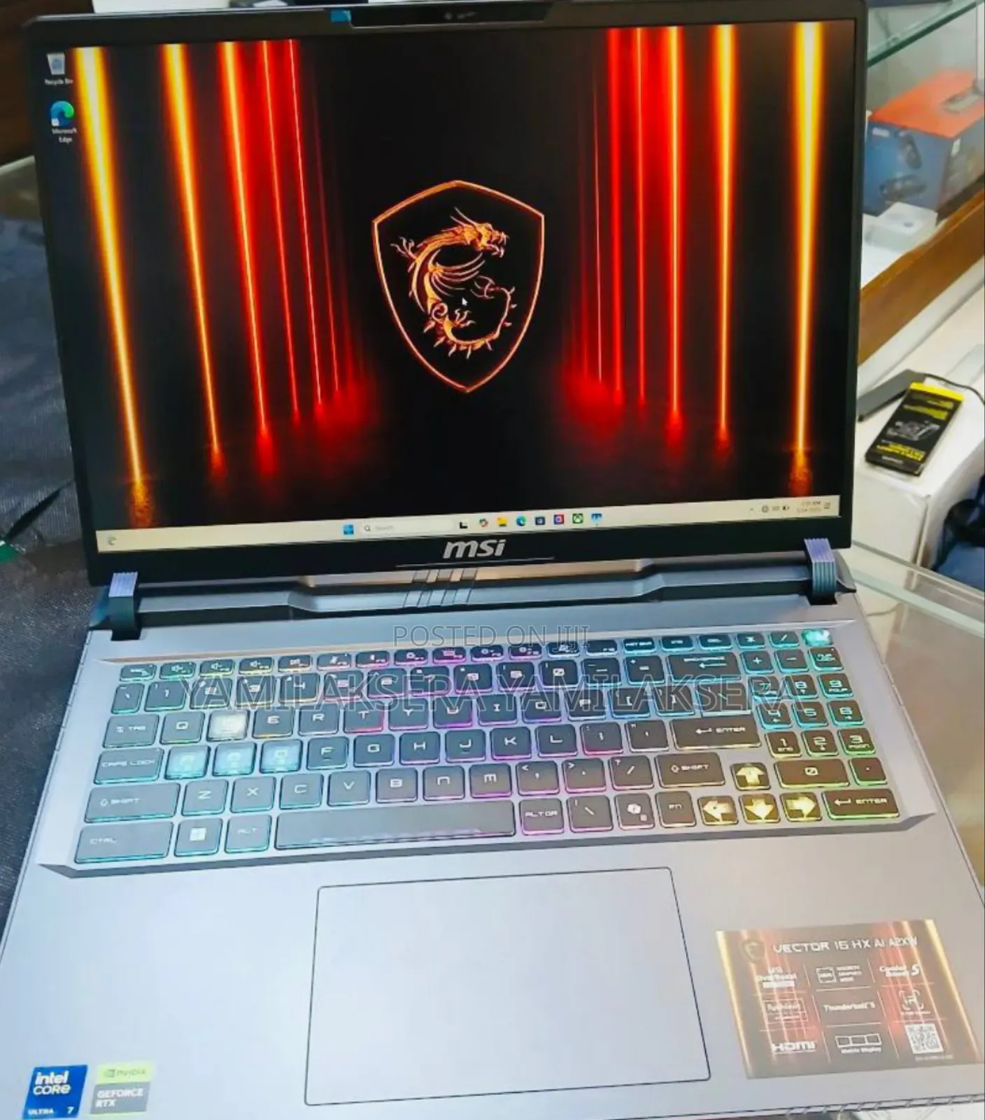 New Laptop MSI Vector 16 HX AI A2XWIG 16GB Intel Core Ultra 7 SSD 1T
