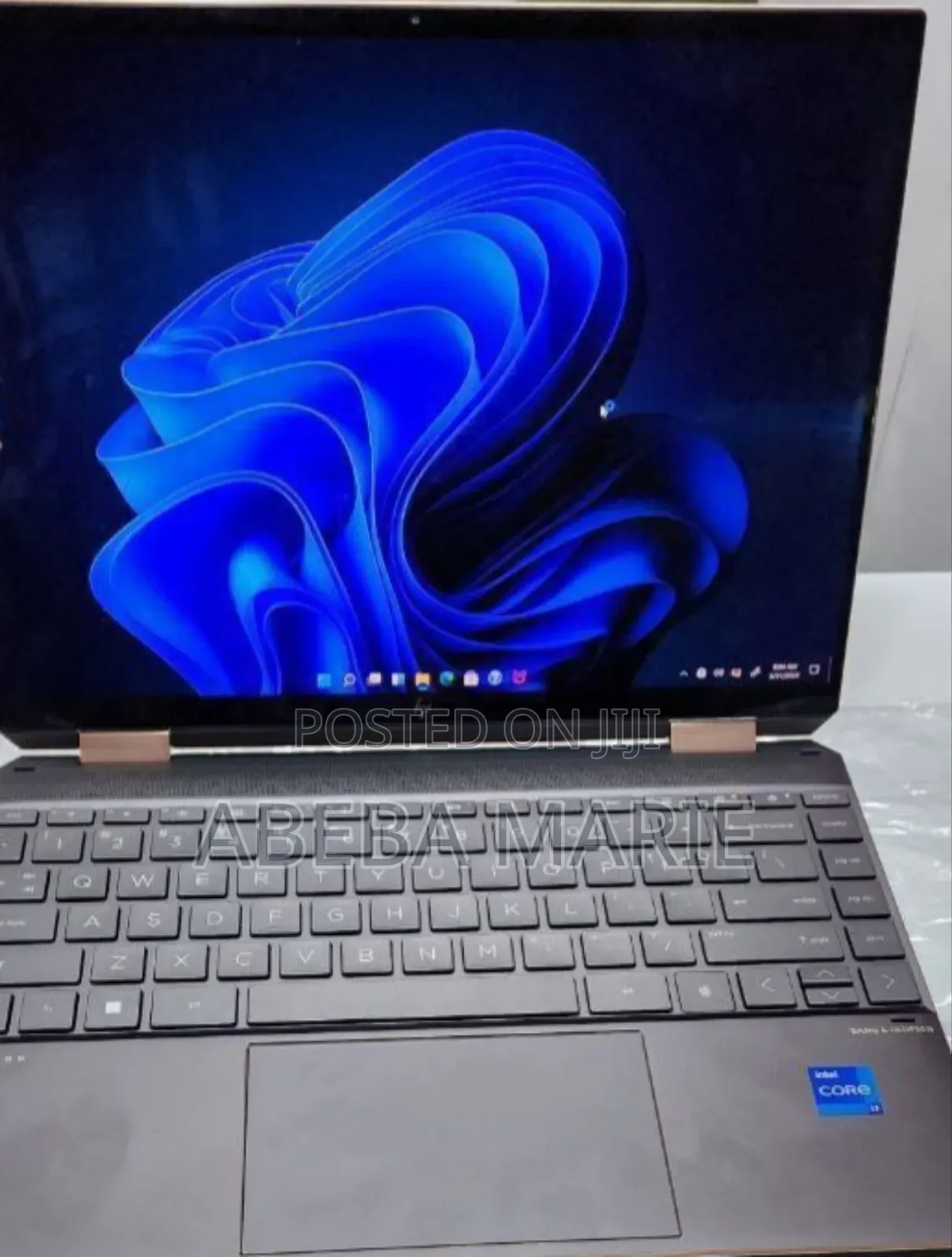 New Laptop HP Spectre X360 8GB Intel Core I7 SSD 1T