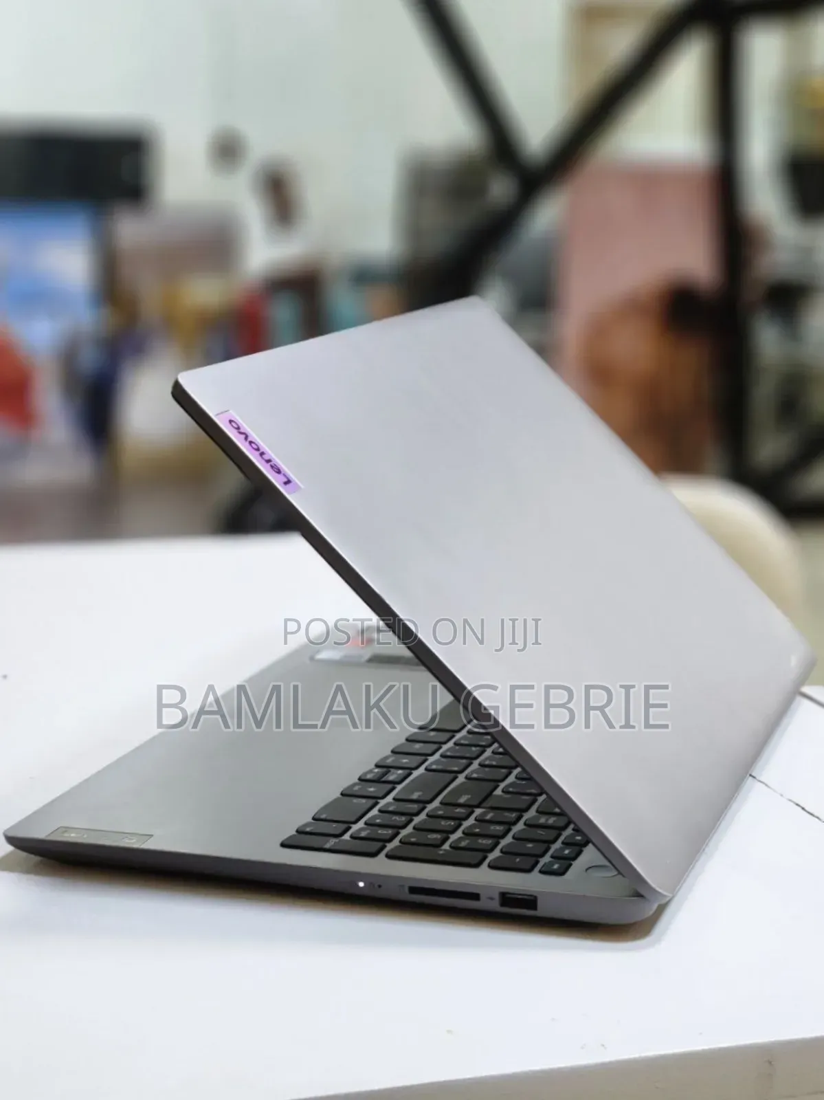 New Laptop Lenovo Ideapad 3 8GB AMD Ryzen 5 SSD 512GB