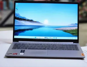 New Laptop Lenovo Ideapad 3 8GB AMD Ryzen 5 SSD 512GB