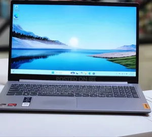 New Laptop Lenovo IdeaPad 1 8GB AMD Ryzen 5 SSD 512GB