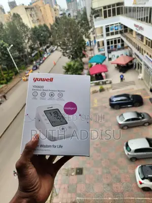 Photo - Digital Blood Pressuer Monitor褚我medical Home Use Bp