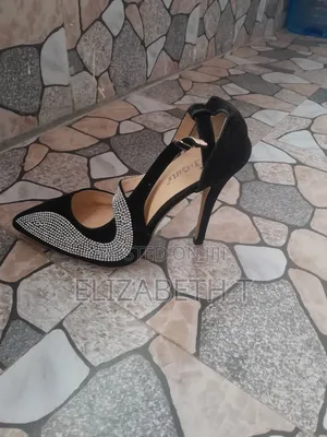 Elegant Ladies Heels for Sale – Brand New