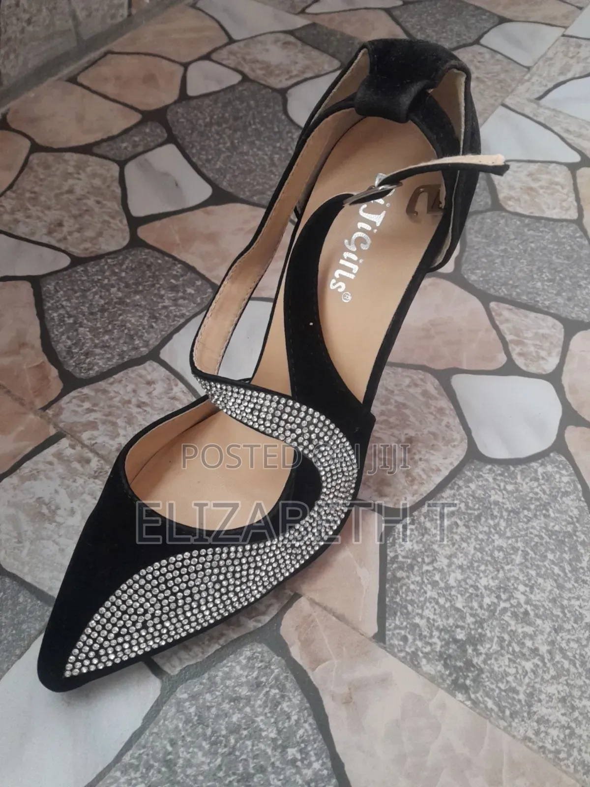 Elegant Ladies Heels for Sale – Brand New