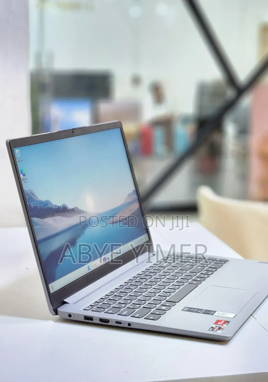 New Laptop Lenovo IdeaPad 1 8GB AMD Ryzen 5 SSD 512GB