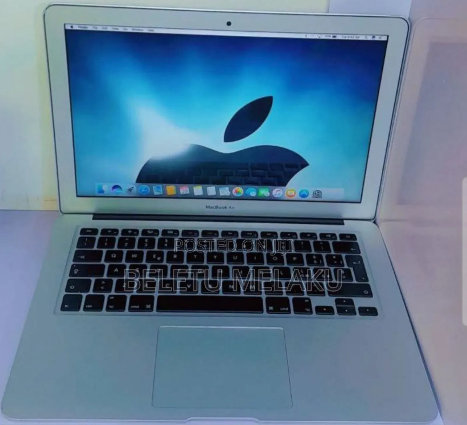 New Laptop Apple MacBook Air 2017 8GB Intel Core I5 SSD 128GB