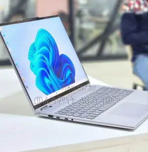 New Laptop Lenovo Yoga 7i 16GB Intel Core I7 SSD 1T