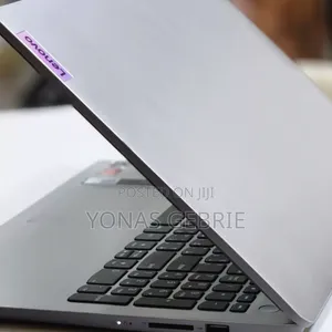 New Laptop Lenovo 8GB AMD Ryzen 5 SSD 512GB