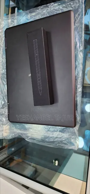 New Laptop HP Spectre 16GB Intel Core I7 SSD 1T