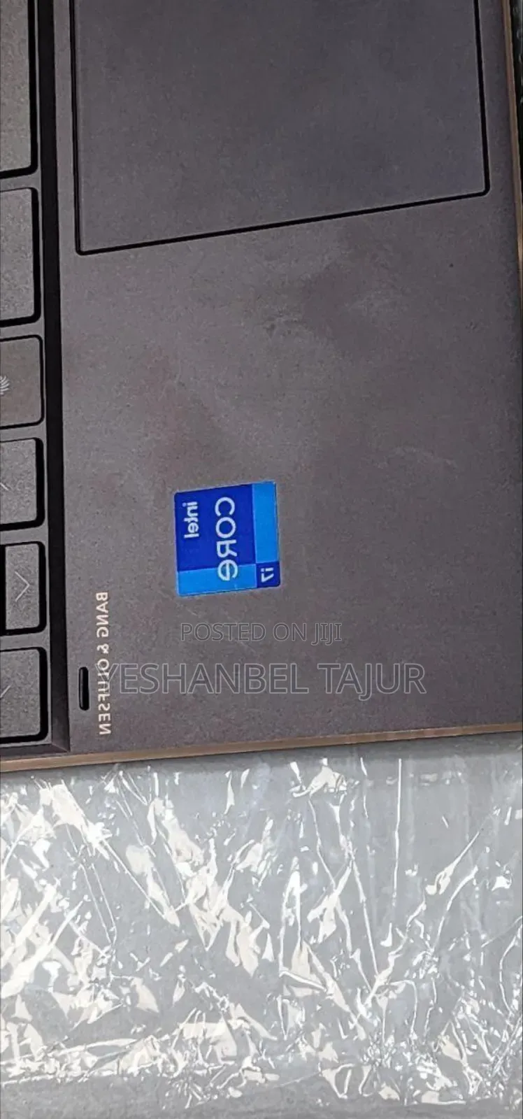 New Laptop HP Spectre 16GB Intel Core I7 SSD 1T