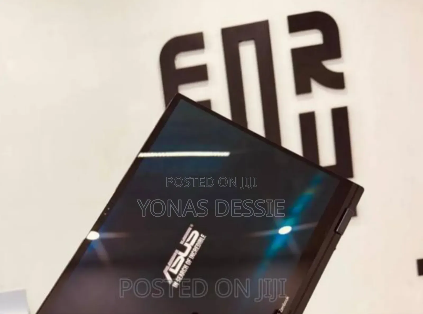 New Laptop Asus Zenbook 14 UX434 16GB Intel Core i7 SSD 512GB