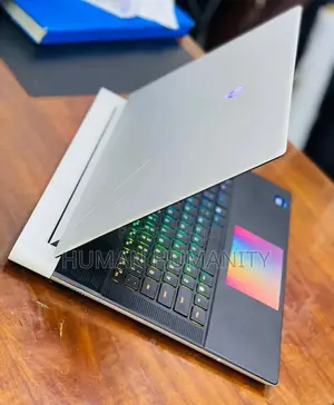 New Laptop Alienware M17x R2 32GB Intel Core Ultra 9 SSD 2T