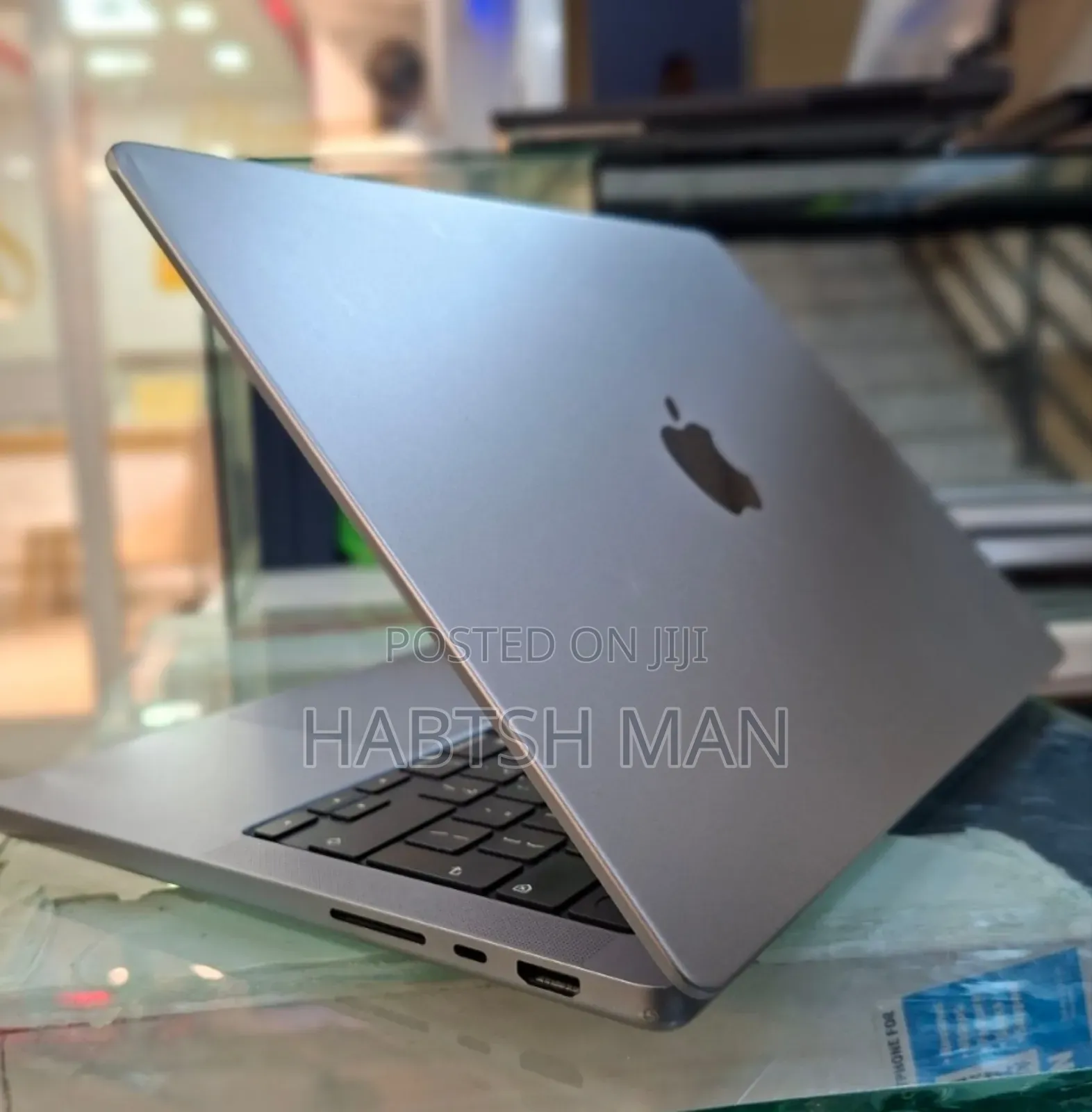 New Laptop Apple MacBook Pro M1 16GB Apple M1 SSD 512GB