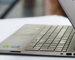 New Laptop HP Pavilion 15 8GB Intel Core i7 SSD 512GB