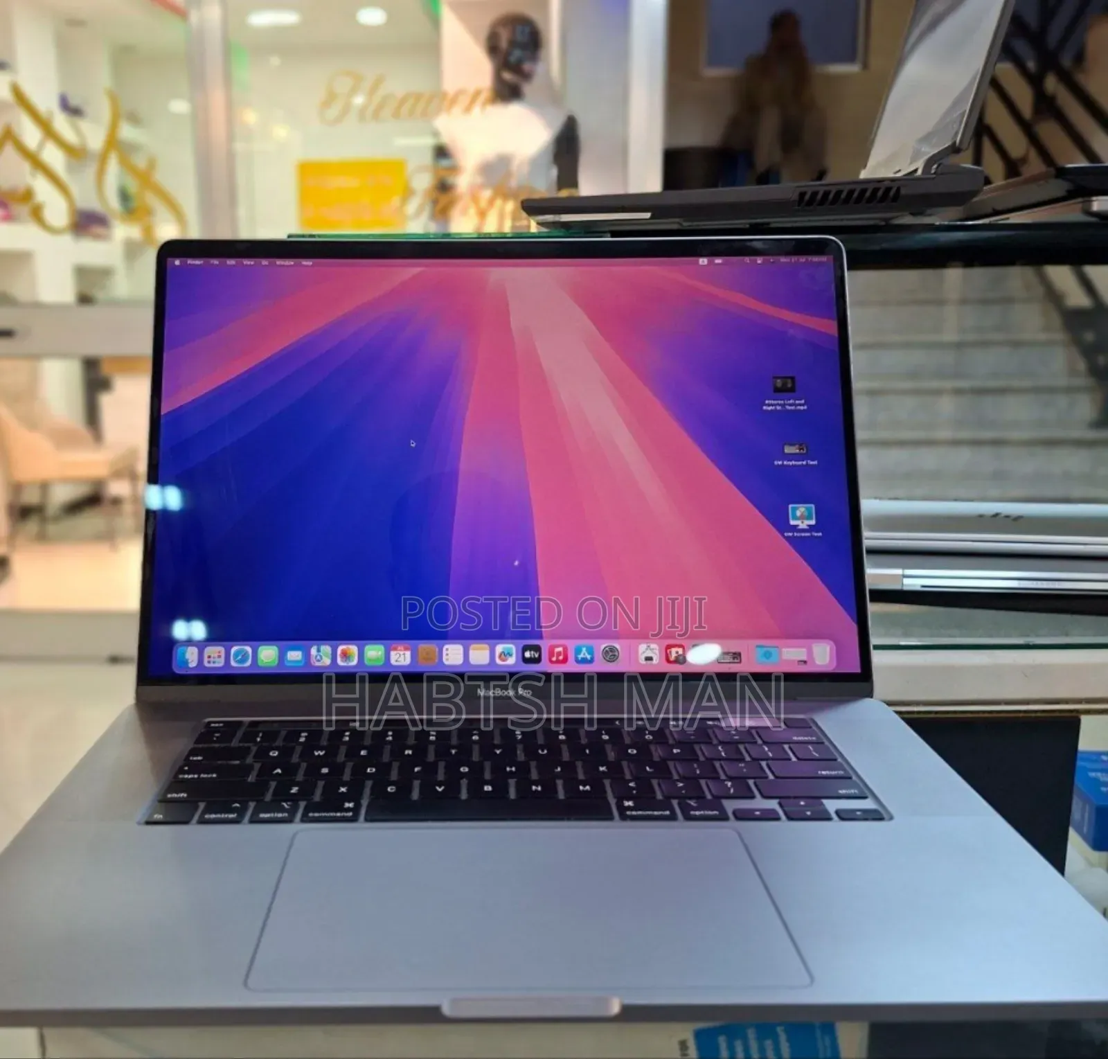 New Laptop Apple MacBook Pro 2019 32GB Intel Core I9 SSD 1T