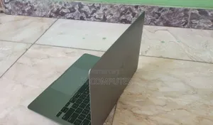 New Laptop Apple MacBook Air 2020 M1 8GB Apple M1 SSD 256GB