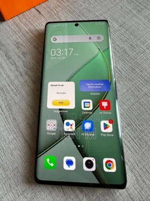 Photo - Tecno Spark 20 Pro Plus 256 GB Blue