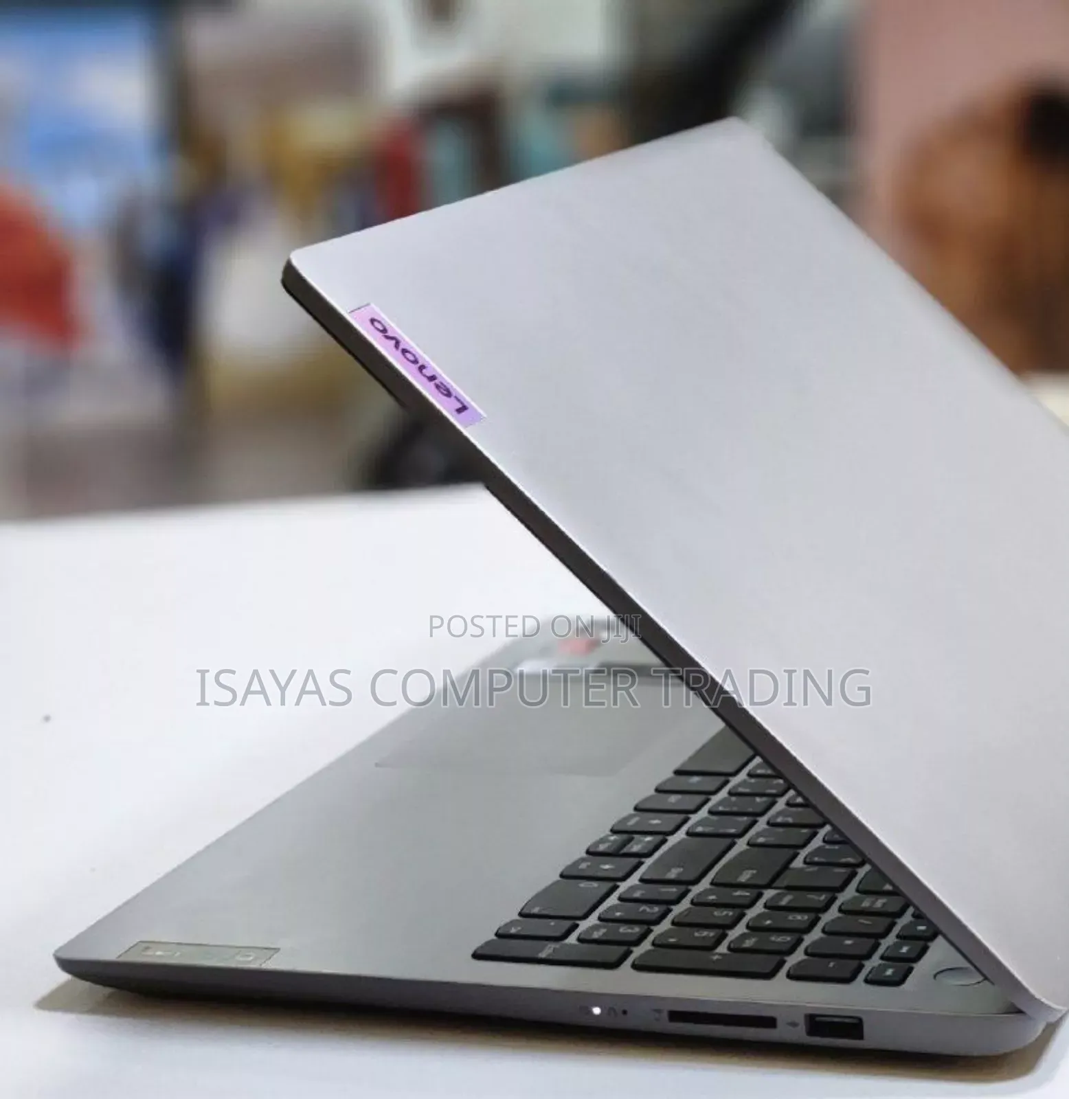 New Laptop Lenovo IdeaPad 1 8GB AMD Ryzen 5 SSD 512GB