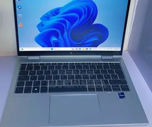 Photo - New Laptop HP EliteBook 830 32GB Intel Core I7 SSD 1T